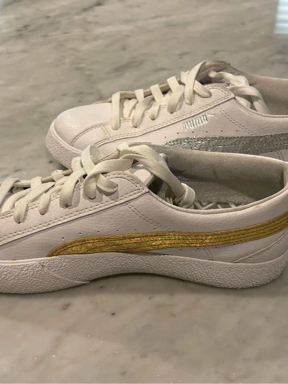 PUMA Basket Platform White Gold Silver Metallic Sneakers Mismatched - Womens 8.5